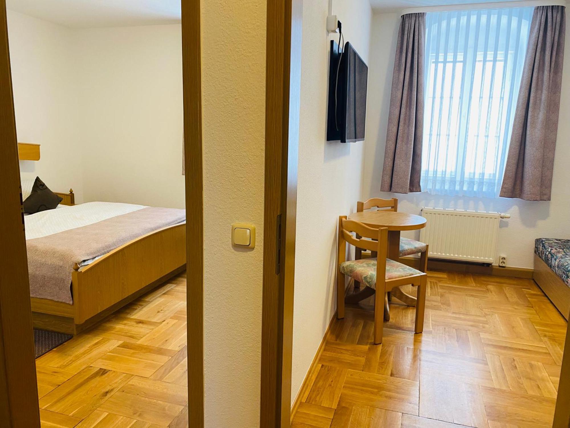Rotgiesserhaus Отель Курорт Обервизенталь