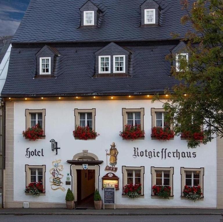 Отель Rotgiesserhaus 3*